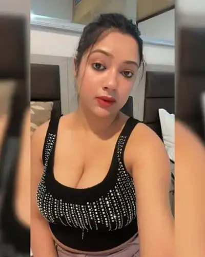 Call Girls Service Jampuijala